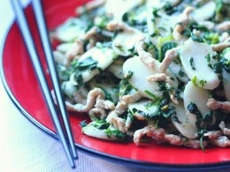 Shanghai-style stir-fried rice cake with pork and shepherd's purse