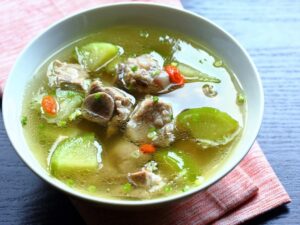 Green radish and pork rib soup | Soy, Rice, Fire