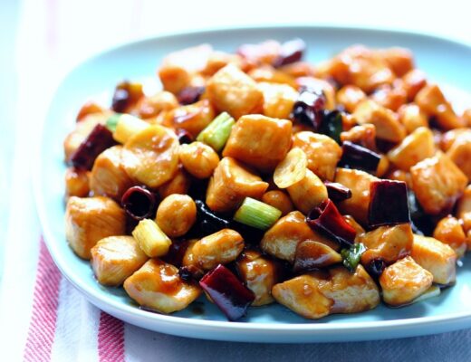 The authentic version of this Sichuanese dish uses only chicken and peanuts as the main ingredients. The optimal ratio of sugar, Zhenjiang vinegar, dark soy sauce, and light soy sauce creates balanced and layered flavors.