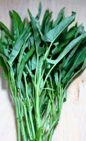 Native to China, water spinach is a popular green vegetable in many Asian countries.