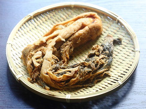 Mui choy (梅菜), a type of preserved mustards, is a signature ingredient in Hakka cooking.