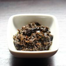 Chinese olive vegetable, or gan lan cai (橄榄菜)