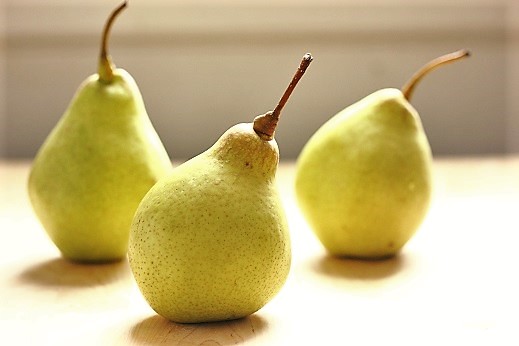 Yali pear. In Mandarin, yali (鸭梨) means “duck pear” because its shape somewhat resembles a duck.