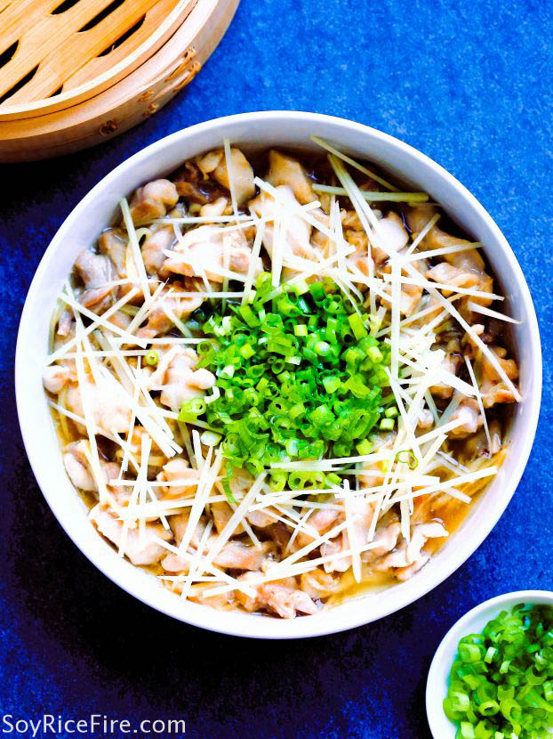 Baby ginger appears in many regional Chinese cuisines, especially Sichuan, Hunan, and Guangdong, where it pairs particularly well with poultry.